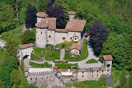 Hotel Corona Pinzolo Exteriör bild
