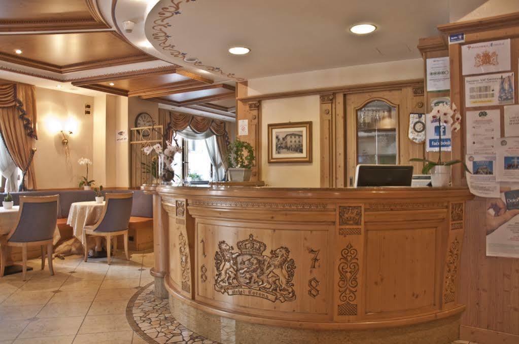 Hotel Corona Pinzolo Exteriör bild